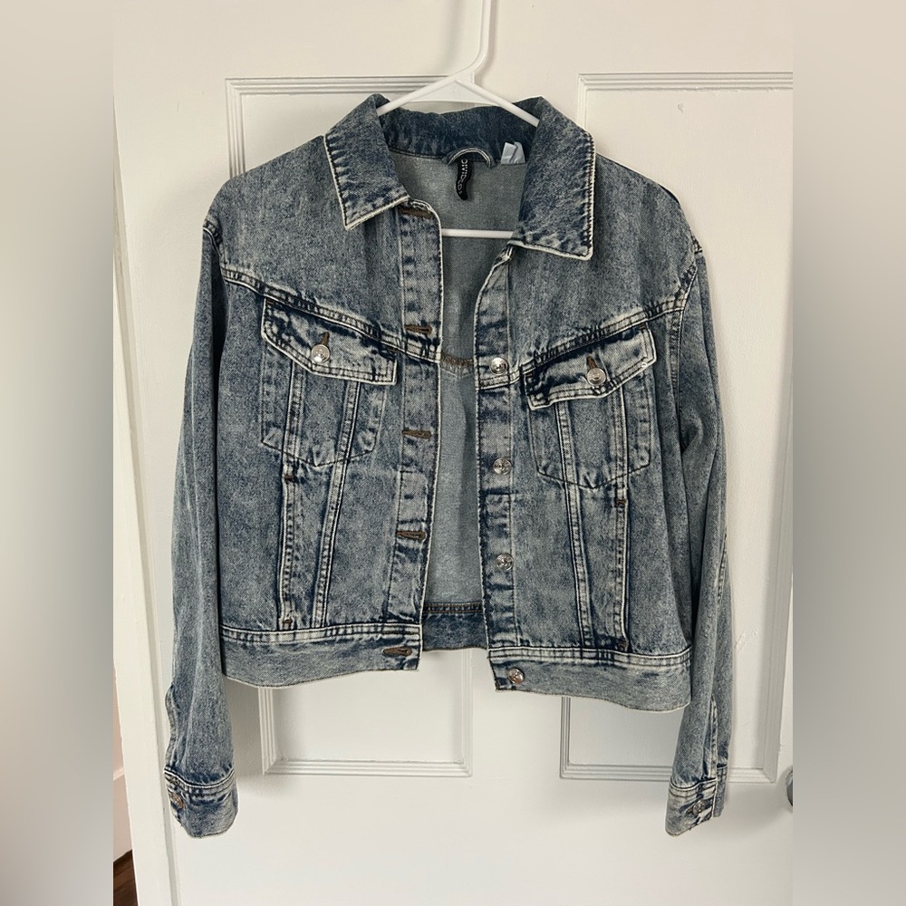 H&M Acid-Wash Jean Jacket - Medium Blue